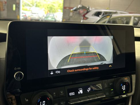 Used 2025 Toyota Grand Highlander FWD image 20