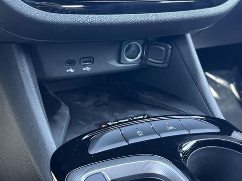 New 2026 Buick Envista Sport Touring w/ Convenience I Package FWD image 20