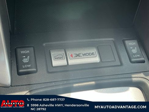 Used 2017 Subaru Forester 2.5i Limited AWD/4WD image 16