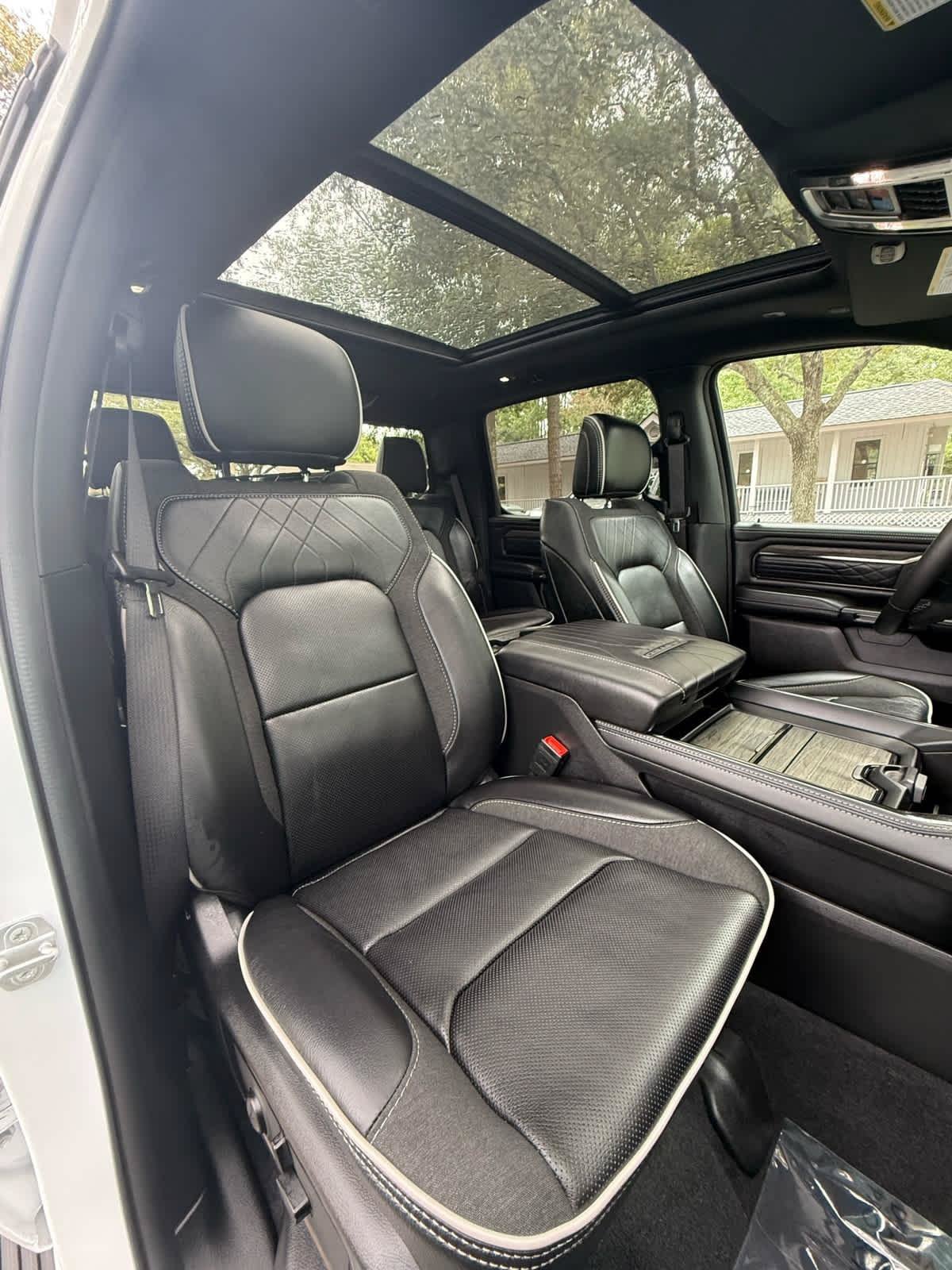 Used 2025 RAM 1500 Limited w/ Bed Utility Group AWD/4WD image 12