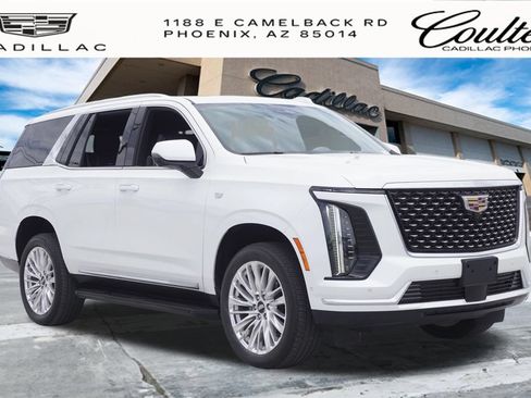 Certified 2025 Cadillac Escalade Premium Luxury AWD/4WD image 4