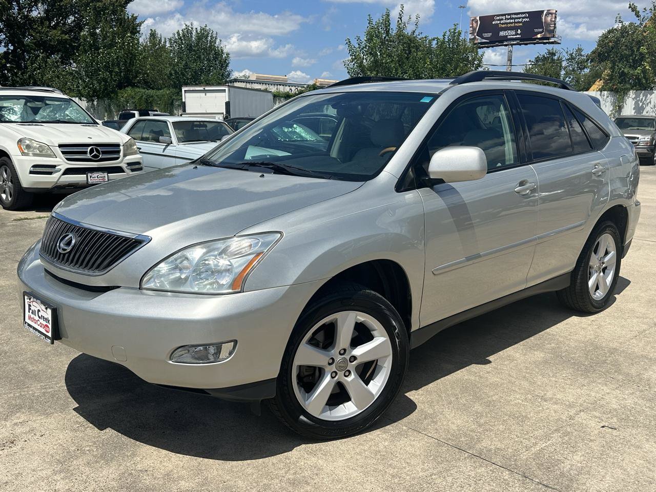 Used 2005 Lexus RX 330 w/ Premium Pkg FWD image 9
