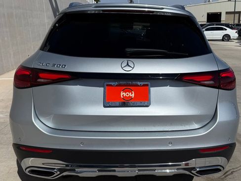 Used 2026 Mercedes-Benz GLC 300 image 7