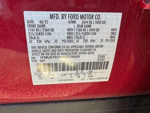 Used 2025 Ford Explorer ST-Line image 29