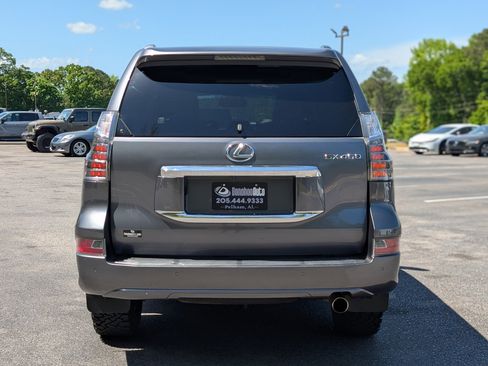 Used 2017 Lexus GX 460 Premium image 8
