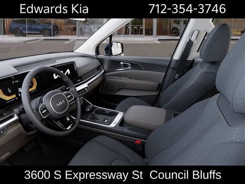 New 2026 Kia Carnival LX FWD image 20