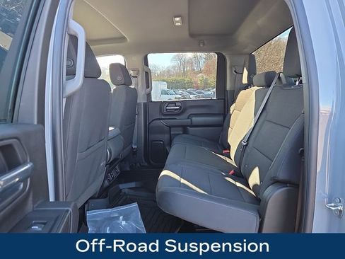 Used 2024 Chevrolet Silverado 2500 Custom w/ Custom Value Package image 15