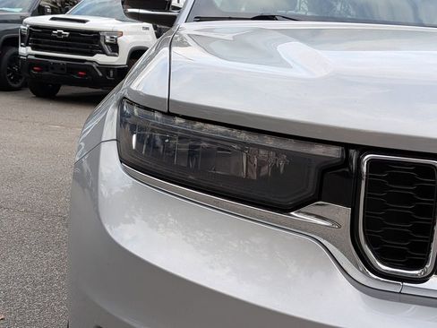 Used 2021 Jeep Grand Cherokee L Limited image 10