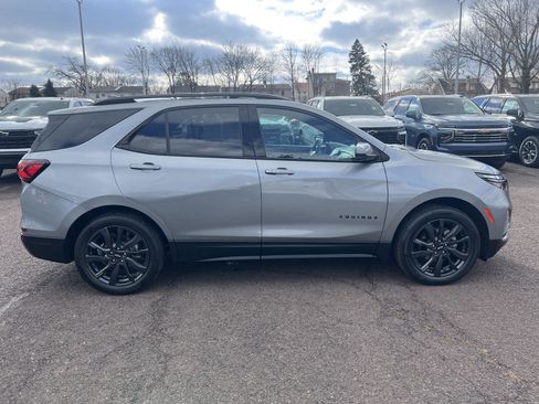 Certified 2023 Chevrolet Equinox RS w/ RS Leather Package image 8