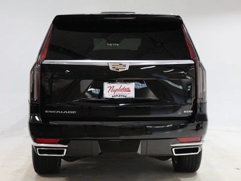 Used 2023 Cadillac Escalade Premium Luxury AWD/4WD image 7