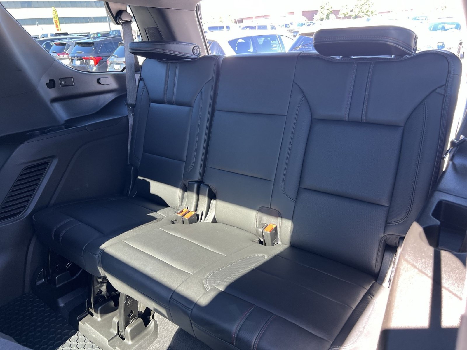 Used 2021 Chevrolet Tahoe RST w/ Luxury Package AWD/4WD image 26