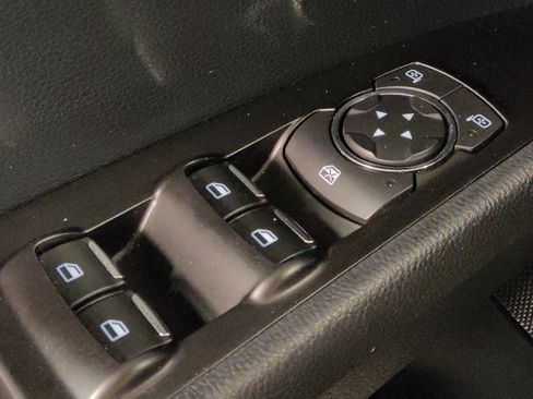 Used 2019 Ford Fusion SEL FWD image 27