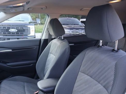Used 2024 Kia Seltos LX AWD/4WD image 15