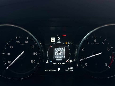 Used 2018 Land Rover Discovery Sport HSE image 20