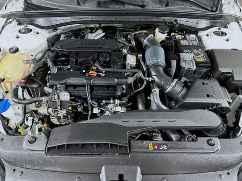 Used 2024 Kia K5 GT-Line image 29