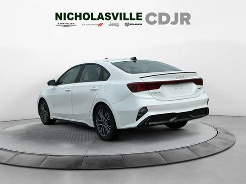Used 2024 Kia Forte GT-Line w/ GT-Line Premium Package FWD image 3