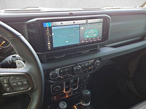 Used 2025 Jeep Wrangler Unlimited Rubicon 392 AWD/4WD image 15