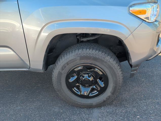 Certified 2020 Toyota Tacoma SR AWD/4WD image 6