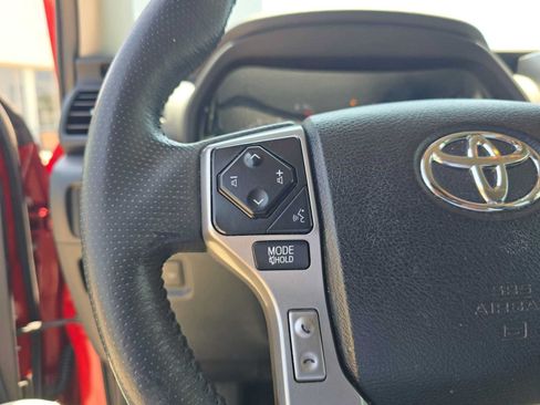 Certified 2022 Toyota 4Runner SR5 Premium w/ Moonroof Package AWD/4WD image 30