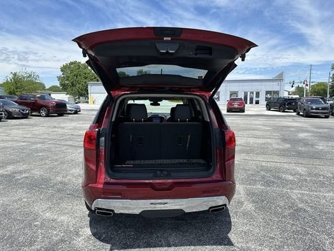 Used 2019 GMC Acadia Denali w/ Technology Package AWD/4WD image 23