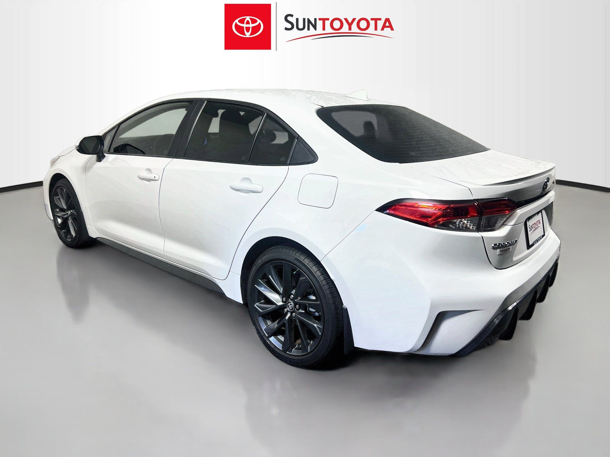 Used 2024 Toyota Corolla SE FWD image 6