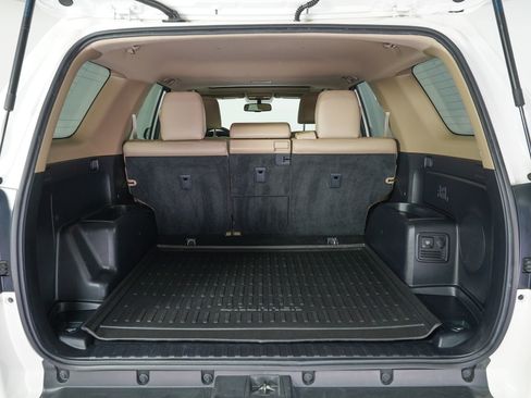 Used 2018 Toyota 4Runner Limited RWD image 10