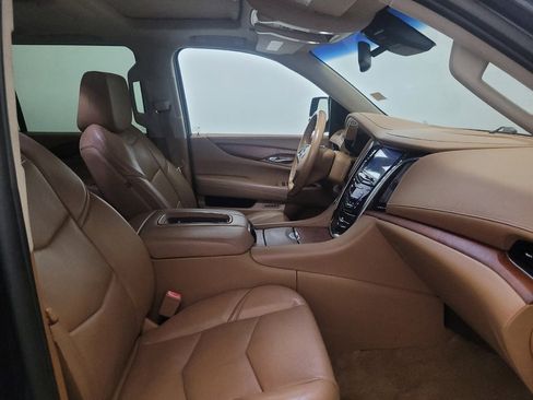 Used 2015 Cadillac Escalade ESV Platinum AWD/4WD image 21