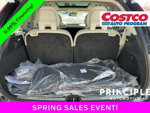 New 2026 Volvo XC90 T8 Ultra w/ Protection Package Premier AWD/4WD image 12
