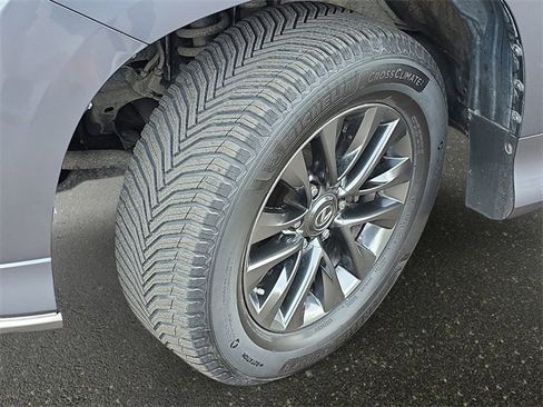 Used 2019 Lexus GX 460 Premium image 34