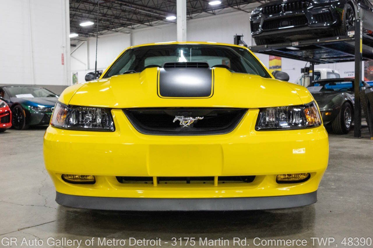 Used 2004 Ford Mustang Mach 1 RWD image 12