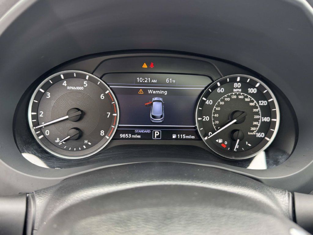 Used 2019 INFINITI QX50 Luxe w/ Navigation Package AWD/4WD image 22