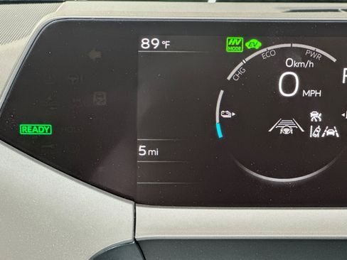 New 2026 Toyota Prius Plug-In Hybrid FWD image 23