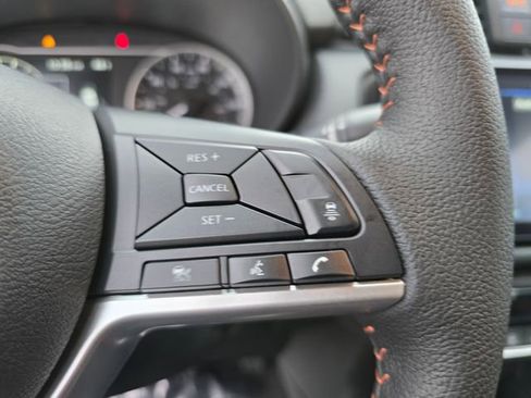 New 2025 Nissan Versa SR image 23