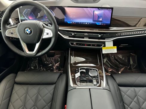 New 2026 BMW X7 xDrive40i image 25