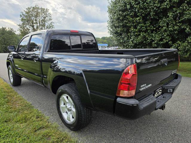 Used 2006 Toyota Tacoma PreRunner w/ TRD Sport Pkg #3 RWD image 8
