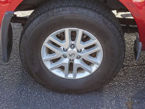 Used 2017 Nissan Frontier SV RWD image 11