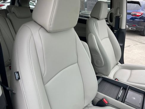 Certified 2026 Honda Odyssey EX-L image 28