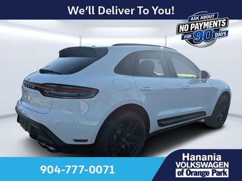 Used 2023 Porsche Macan S AWD/4WD image 3