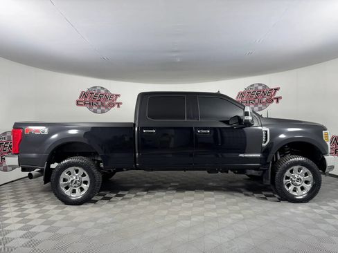 Used 2019 Ford F350 Lariat w/ Chrome Package AWD/4WD image 5