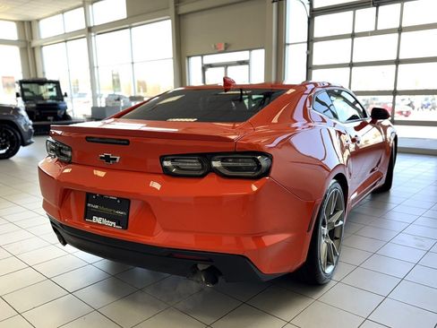 Used 2020 Chevrolet Camaro LT w/ RS Package image 8