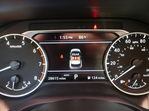 Certified 2023 Nissan Rogue SV w/ SV Premium B Package AWD/4WD image 21