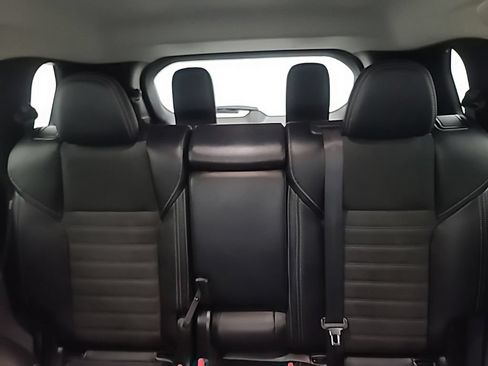 Used 2025 Mitsubishi Outlander SE AWD/4WD image 27
