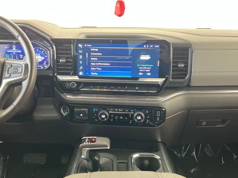 Used 2023 Chevrolet Silverado 1500 LTZ AWD/4WD image 20