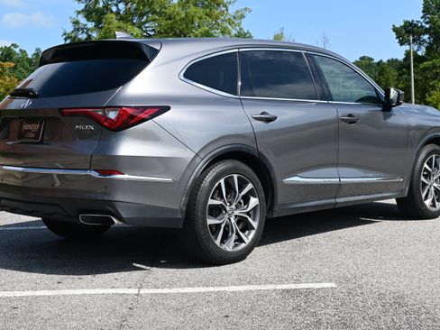 Used 2023 Acura MDX FWD w/ Technology Package image 9