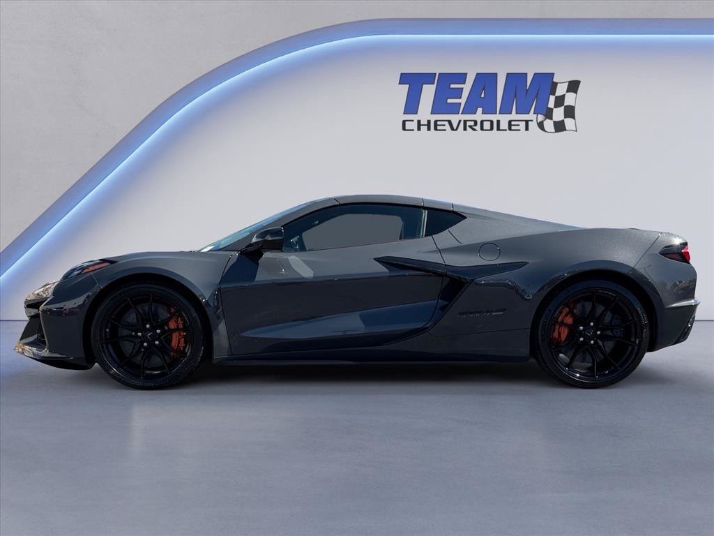 Certified 2027 Chevrolet Corvette Grand Sport w/ Z52 Sport Performance Package RWD image 2