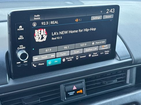 Certified 2024 Honda Pilot TrailSport image 23