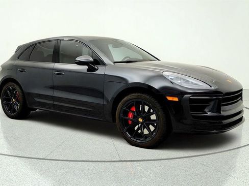Used 2023 Porsche Macan GTS AWD/4WD image 3
