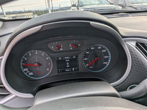 Used 2024 Chevrolet Malibu LT image 16