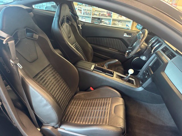 Used 2013 Ford Mustang Shelby GT500 RWD image 14