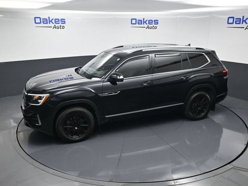 Used 2024 Volkswagen Atlas SEL Premium R-Line AWD/4WD image 53